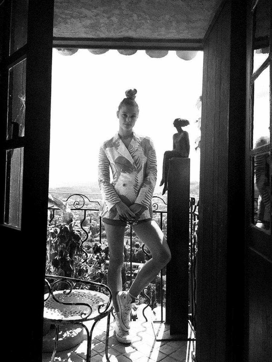 nina-agdal-cannes-taylorb2.jpg